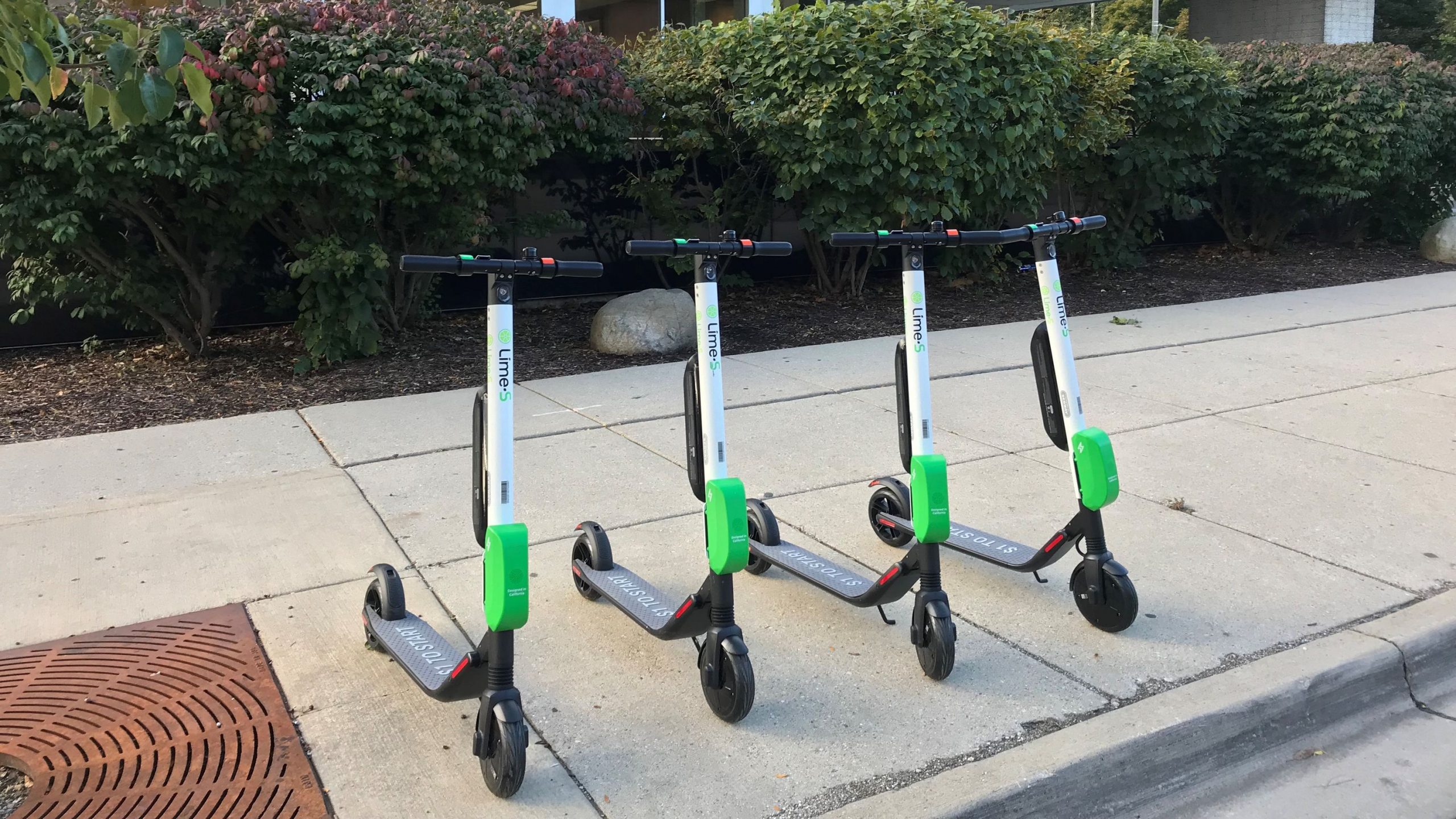 E-scooter startup Lime raises $523 mln, eyes going public in 2022