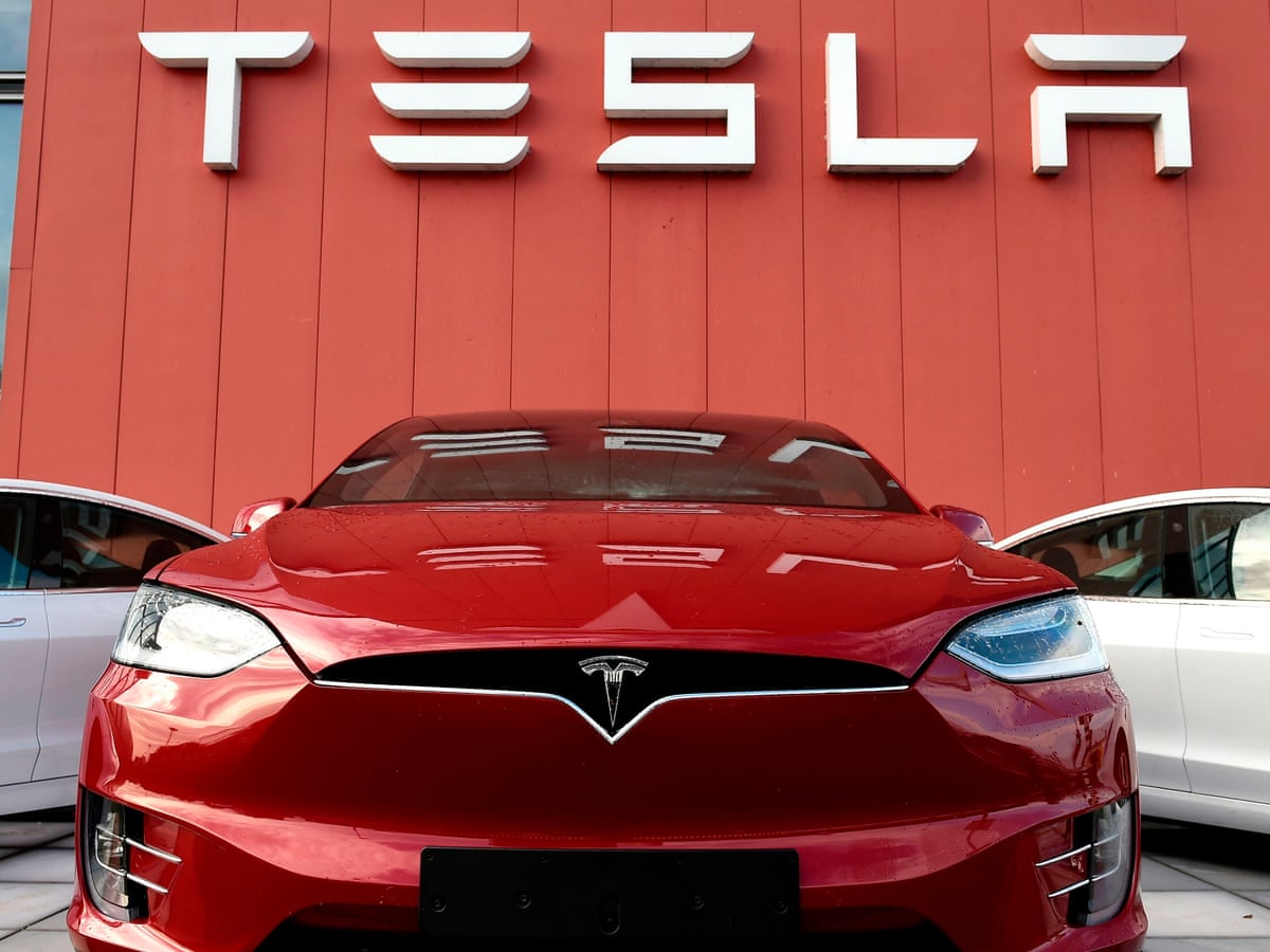 U.S. opens investigation into 580,000 Tesla vehicles over game feature